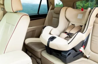 Should You Travel With a Car Seat for Your Baby?